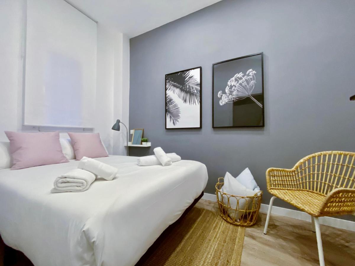 Charming La Latina Market Madrid Exterior photo